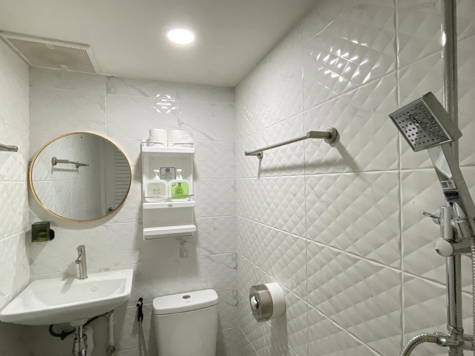 Apartment Entire House,unwind In The City, Near Grandpalace *